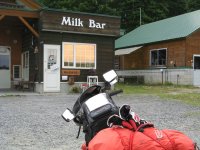 Milk Bar ̉ԉَqX(A710IS)