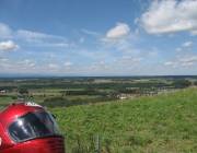 ヘルメットと風景(A530)